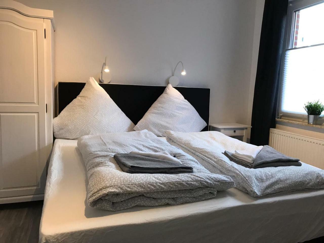 Kleine Moewe Lejlighedshotel Neßmersiel Eksteriør billede