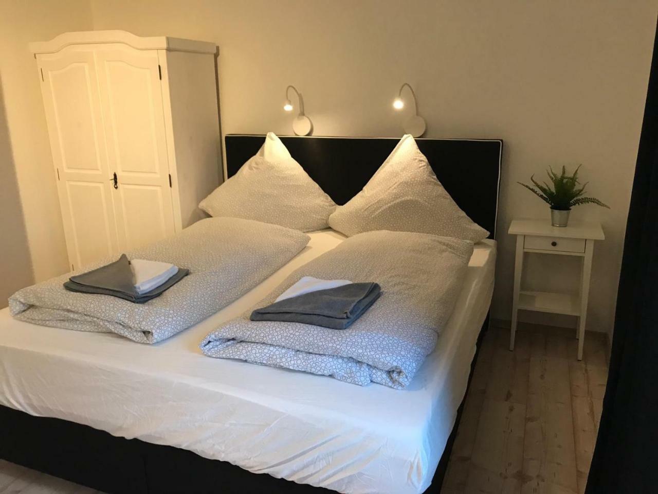 Kleine Moewe Lejlighedshotel Neßmersiel Eksteriør billede